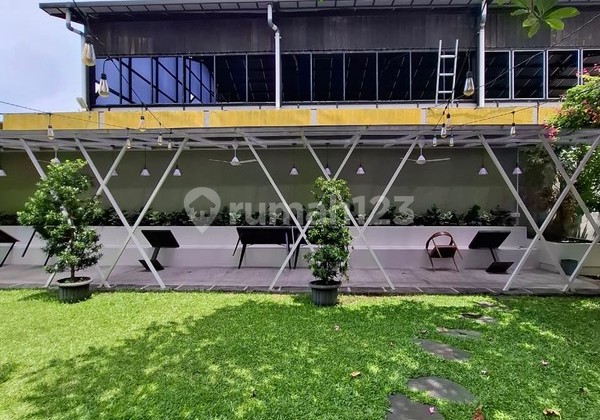 For Rent: Ready-to-Use Restaurant in Elite Sariharjo Area, Super Strategic Location & Spacious, Sariharjo, Ngaglik, Sleman 2