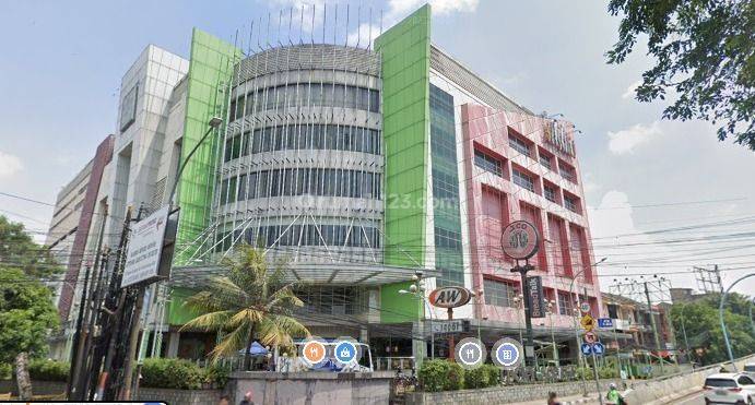 Bangunan Mall 8lt Di Tengah Kota Bandung 1