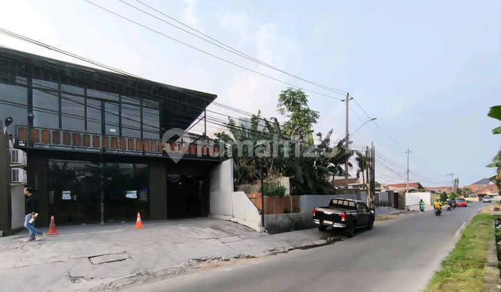 Bangunan Cafe 2lt Way Halim Lampung Shm