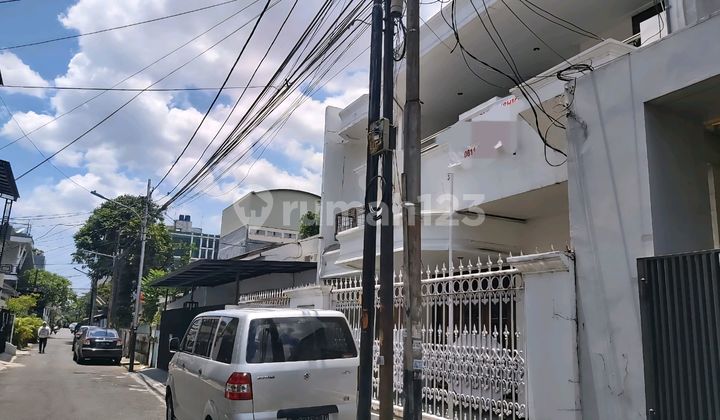 Tomang Rumah Cantik 2Lt SHM Termurah 2