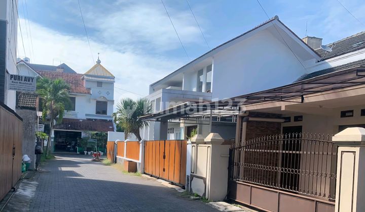 Rumah Condongcatur 300m Ke Ringroad Shm