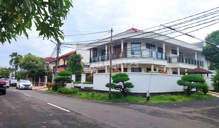 Rumah Cantik Pondok Indah 2lt Hook 2