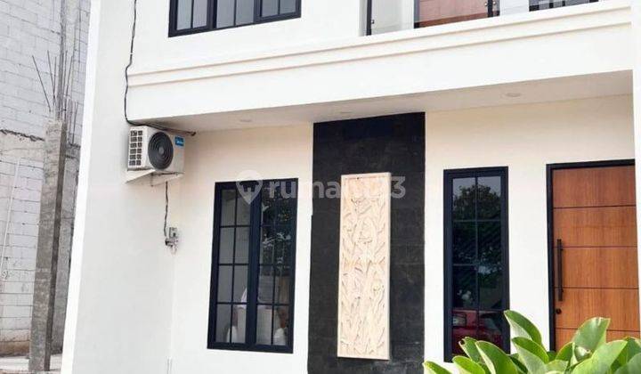 Rumah 2 Lantai Minimalis Konsep Bali Modern 900 Jutaan Dipamulang 2