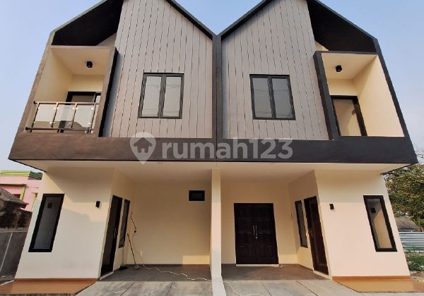 Rumah Mewah Skandinavian 2 Lt. Nempel Bintaro Sawah Baru Ciputat  2