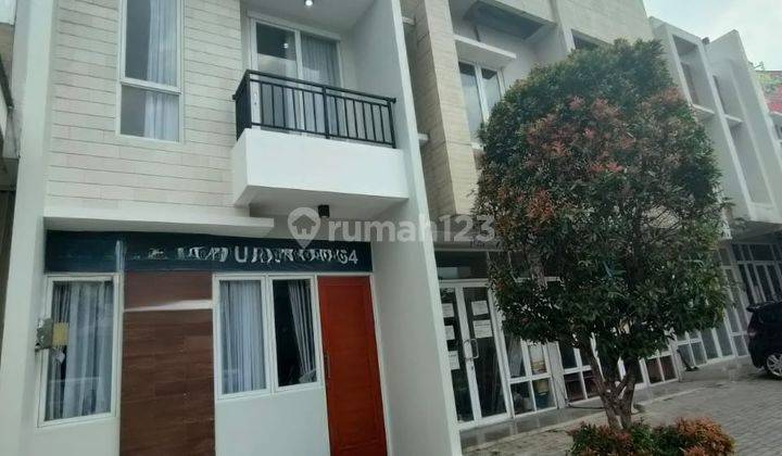 Rumah Cantik Modern 2 Lantai Lokasi Prime Larangan Ciledug,Jaksel 2