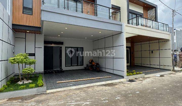 Rumah Modern Kontemporer Minimalis 2 Lantai di Jagakarsa, Jaksel 2