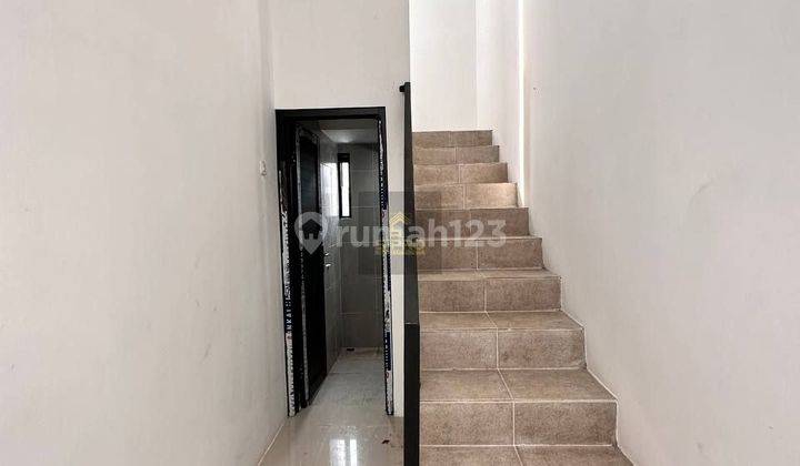 Townhouse Eksklusif Area Premiun Dan Straegis di Condet Jaktim. 2