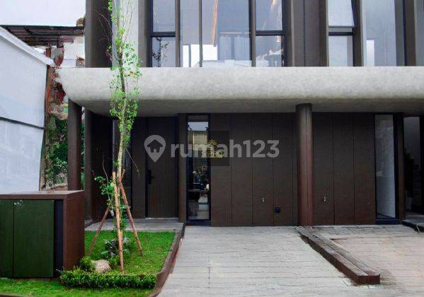 Townhouse Mewah Modern Dekat Bintaro Lokasi Strategis di Ciputat 1