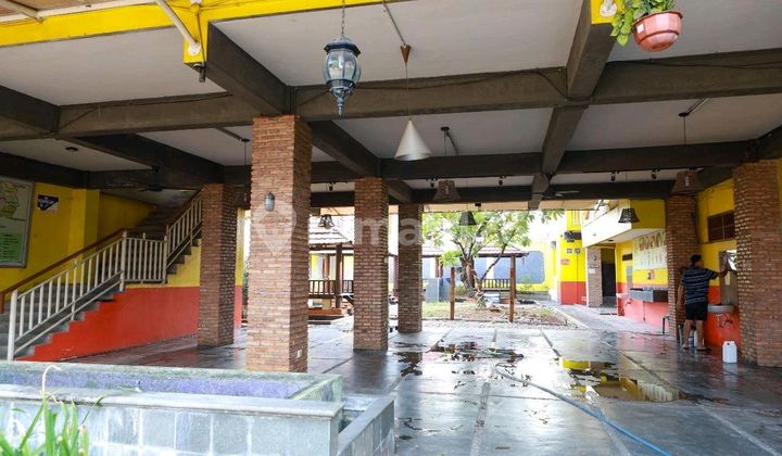 For Sale Ex-Nice Restaurant Strategic Location on Jl. Raya Tole Iskandar Sukamaju Cilodong Depok 2