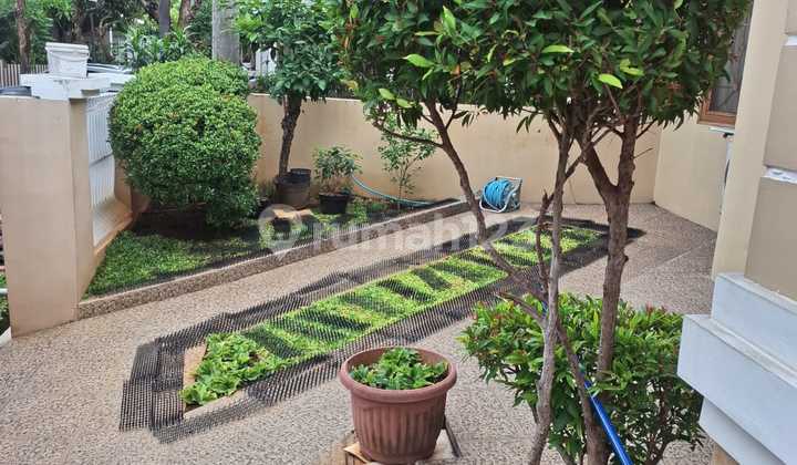 Di Jual Rumah Rapi di Kemang Pratama Bekasi  2