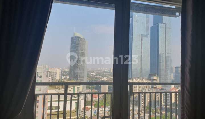 Di Jual Apartemen Cosmo Residence di Jl. Teluk Betung  dekat Tanah Abang & JL. MH. Thamrin , Jakarta Pusat 1