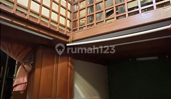 Dijual Rumah di Jl. Pesanggrahan Permai Kebayoran Lama Jakarta Selatan