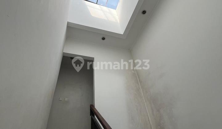 Rumah Dalam Komplek Dekat RS Mayapada Lebak Bulus, Jaksel 2