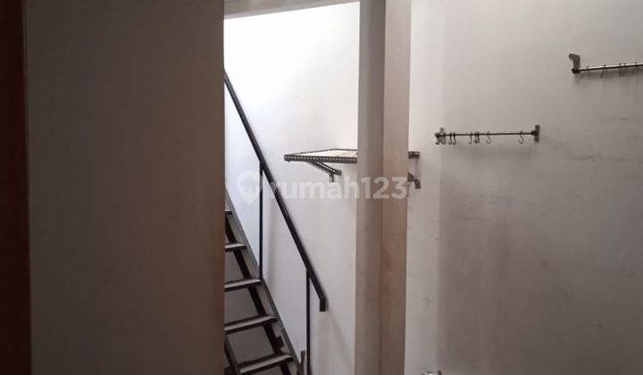Rumah Dalam Komplek Di Cinere, Jakarta Selatan 15