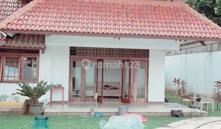 Rumah Mewah Dengan Kolam Renang di Cinere Indah 8