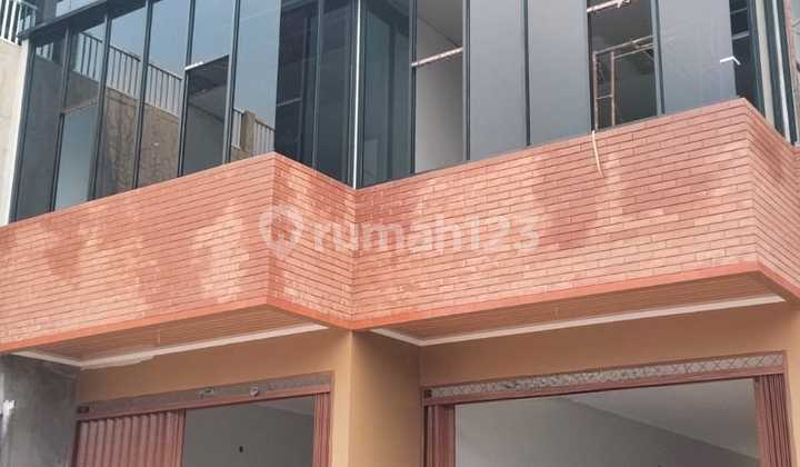 Ruko 2 Lantai Lokasi Strategis di Gandul  1