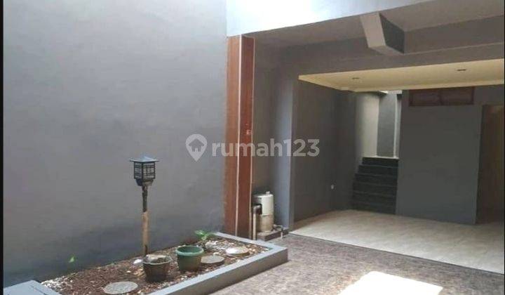 Rumah Luas Disewakan Furnished Dekat Mrt Lebak Bulus, Jakarta Selatan 2