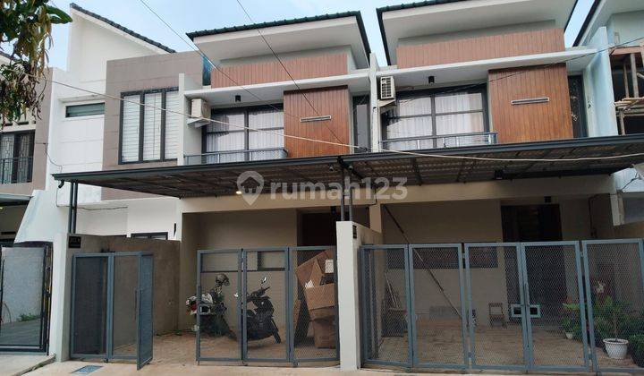 Rumah Dijual Dalam Komplek Dekat Sekolah Bpk Penabur Cinere, Jakarta Selatan 1