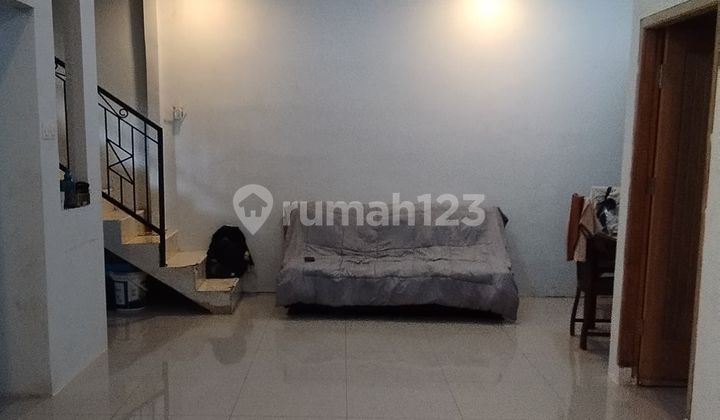 Rumah 2 Lantai di Jagakarsa, Jakarta Selatan 