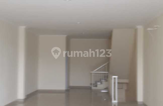 Strategic Location Shop House Near Cinere Bellevue 2