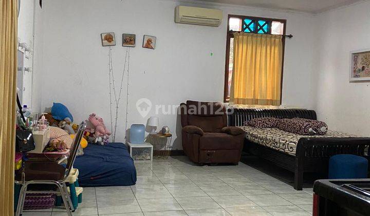 Rumah Dijual Dalam Perumahan Dekat Sekolah Labschool Cirendeu, Jakarta Selatan 2