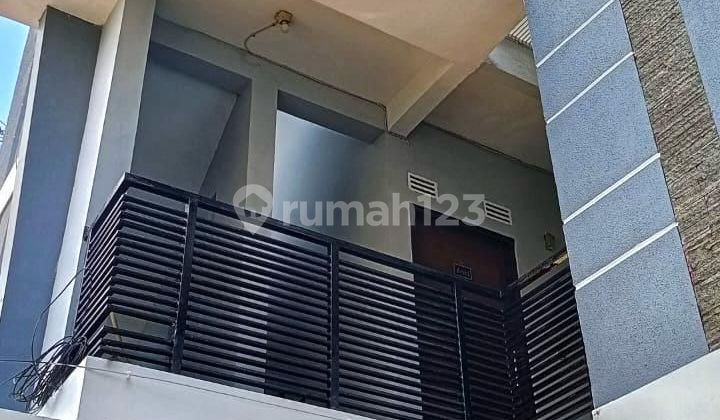Rumah Kost Jatinangor Full Terisi 40 Kamar SHM di Jatinangor 324.0 M² Kost