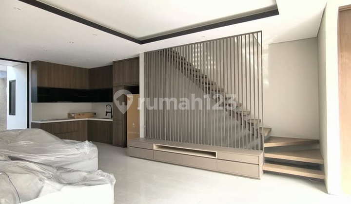 New Furnished Nice House In Kbp Bandung in Kota Baru Parahyangan