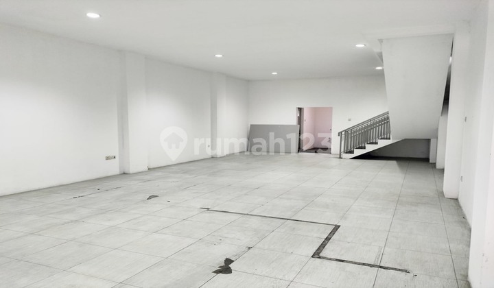 Ruko Shm 2 Lantai Di Mekar Wangi Bandung Ruko Di Mekar Wangi Bandung, Mekar Wangi 180 M² Unfurnished Shm - Sertifikat Hak Milik Ruko di Mekar Wangi Bandung, Mekar Wangi 134.0 m² SHM Unfurnished