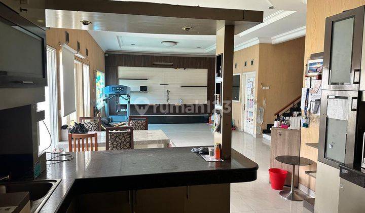 Rumah Lux Dijual Singgasana Pradana Siap Pakai 1