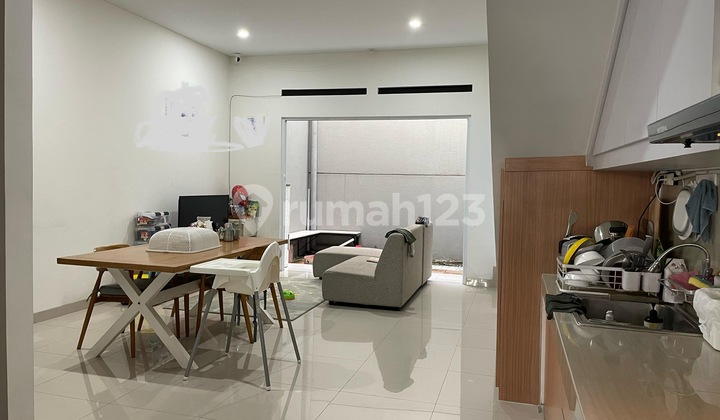 Rumah Muara Indah Bandung Harga 1.85 Milyar Rumah Bagus SHM di Jl. Muara Indah, Situsaeur, Kec. Bojongloa Kidul, Kota Bandung, Jawa Barat, Muara 2