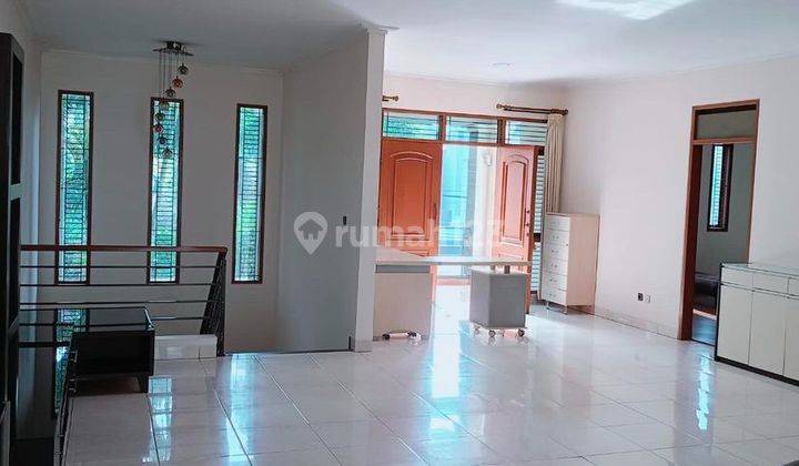 Rumah 2 Lantai Semi Furnished Luas 400 Meter Di Mekar Wangi Bandung  Rumah Kontrakan Semi Furnished di Kompleks Mekar Wangi Bandung, Mekar Wangi Bagus 2