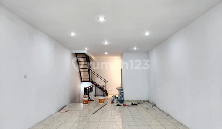 Ruko Mekar Wangi Harga 2.7 Milyar Bisa Sewa Per Tahun 100.0 M² Unfurnished Shm Di Mekar Wangi