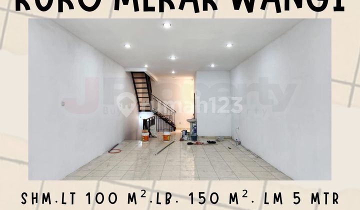 Ruko Mekar Wangi Harga 95 Juta Per Tahun Lokasi Strategis 100.0 m² Unfurnished SHM di Mekar Wangi