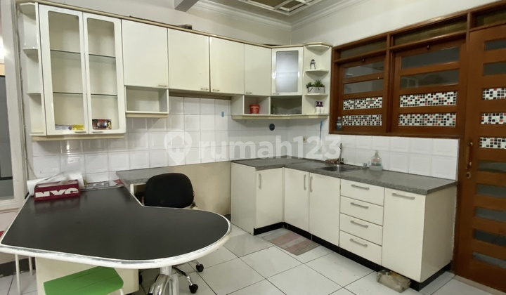 Mekar Wangi House Available for Yearly Lease with Good SHM in Mekar Wangi 2