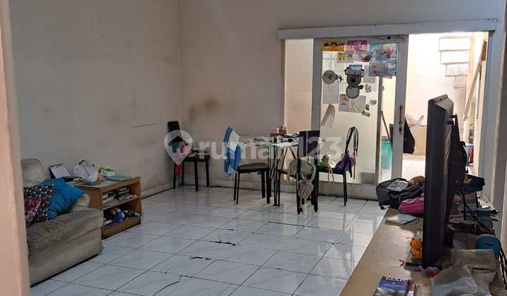 Singgasana Pradana Bandung House Price 2.3 Billion Rupiah with SHM in Mekar Wangi 2