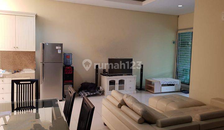 Rumah 1 Lantai Renovasi Di Singgasana Pradana Bandung Rumah 2