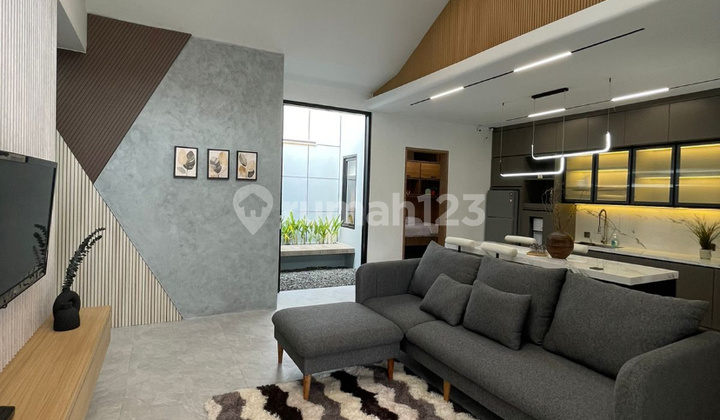 Nice Renovated Furnished House in Tatar Banyak Sumba KBP Bandung, Kota Baru Parahyangan. Furnished Renovated House in Tatar Banyak Sumba KBP Bandung, Kota Baru Parahyangan.