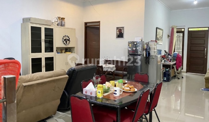 Singgasana Pradana 1-Story House in Mekar Wangi 2