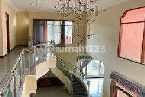 Two-Story House In Istana Regency 1 Bandung Two-Story House In Istana Regency 1 Bandung