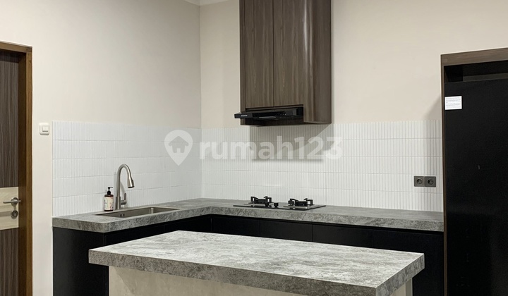 Rumah Bagus 2 Lantai Di Kopo Mas Bandung Rumah Bagus SHM di Kompleks Kopo Mas Regency, Jl. Kh. Wahid Hasyim, Margasuka, Babakan Ciparay, Kota Bandung, Jawa Barat, Indonesia, 40225, Kopo 2