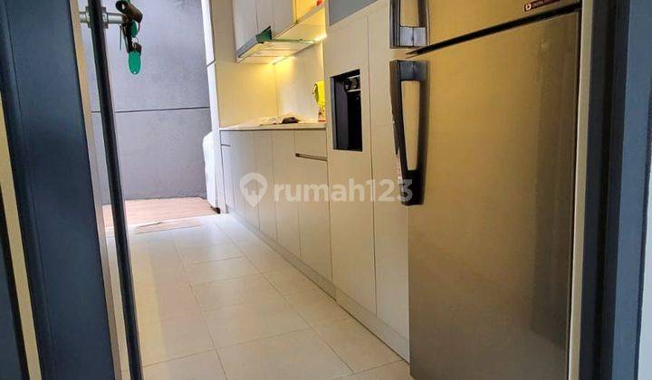 CEPAT!!! Rumah Mosern Minimalis Siap Huni di Bintaro Sektor 7, harga nego  2