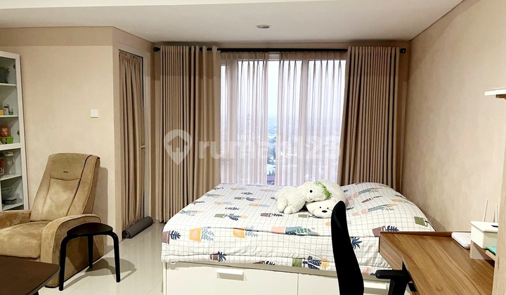 Hurry! Ready-to-Occupy Apartment at The Breeze Fully Furnished, Negotiable Price
