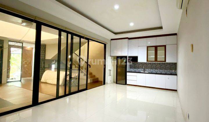 Cepat Rumah Apik Siap Huni Design Modern Minimalis Premiun Area Sektor 9, Harga Nego 1