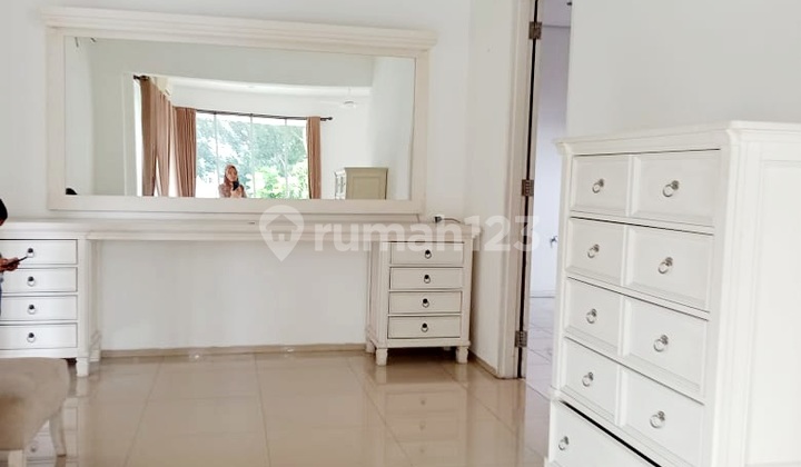Cepat Rumah Apik Siap Huni Design Modern Minimalis Ada Pool Disektor 9, Harga Nego 2