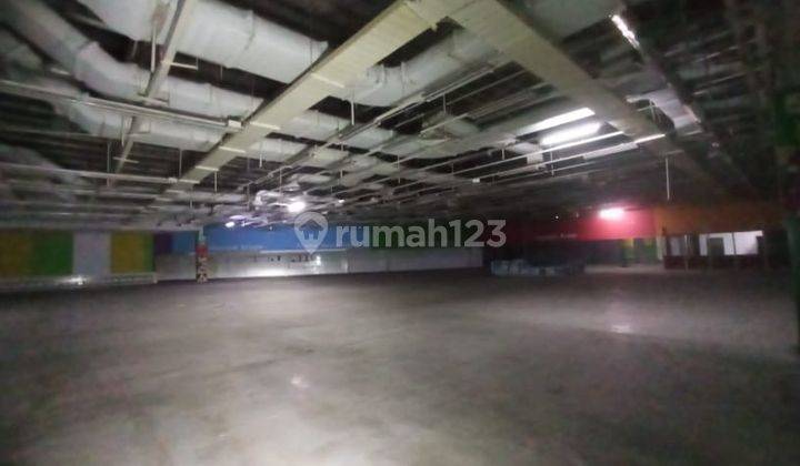 Gedung ex supermarket Pondok Chandra Dekat pintu tol ke Juanda 3