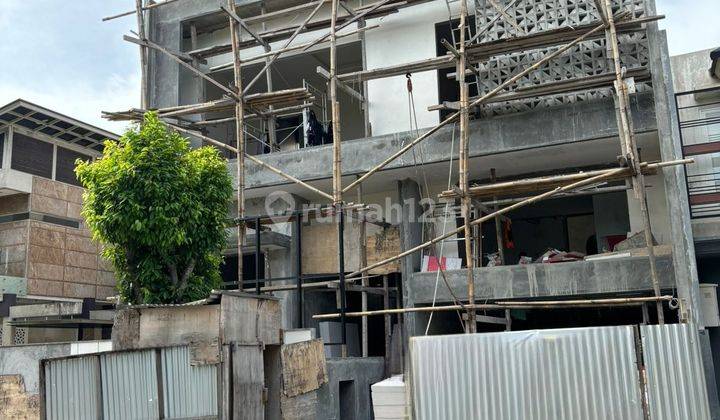 Rumah Baru Split Level Citraland Utama 1