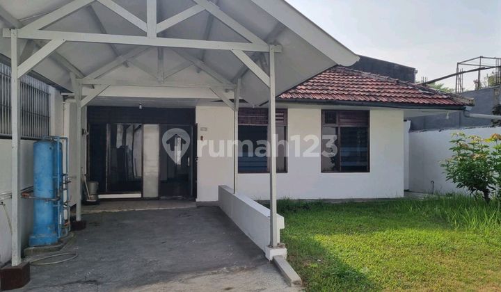 Rumah Taman Darmo Indah Barat 1