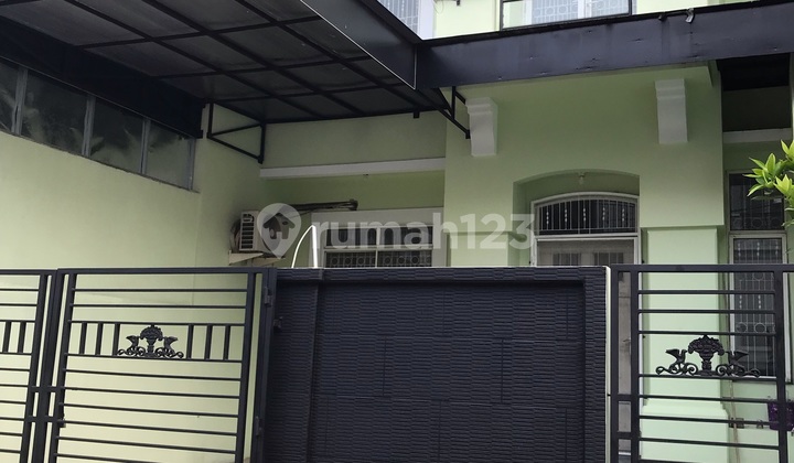 Rumah 2 Lantai Siap Huni di Jakarta Barat