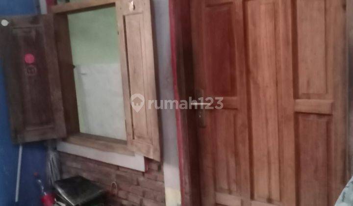 Rumah belakang kampus stikubank di Tlogo bayem , semarang SHM  2