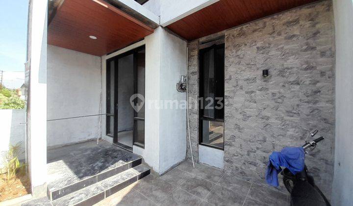 Rumah mewah harga murah 3 kamar di Sinar waluyo semarang SHM Baru 2